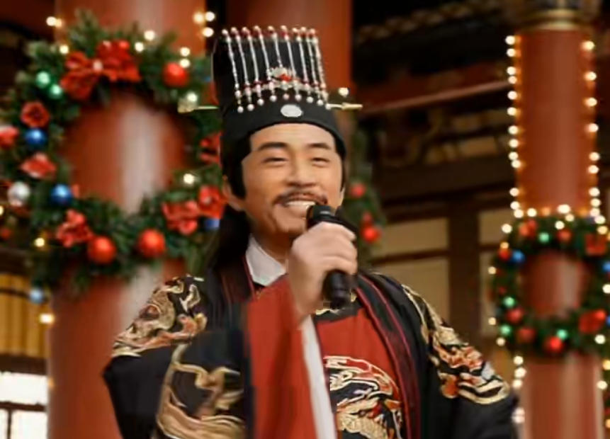 嬴政过圣诞拿起话筒唱歌
